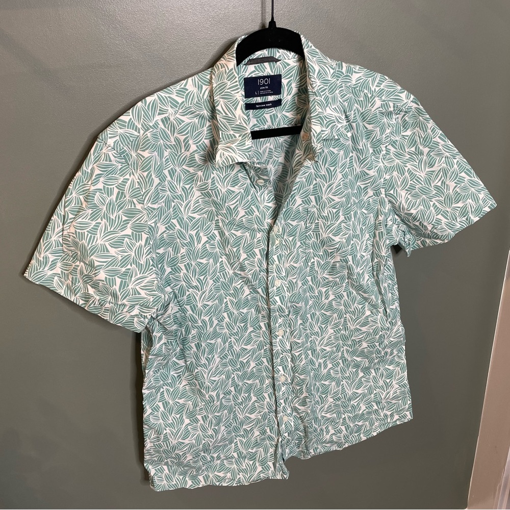 1901 Casual Button Down